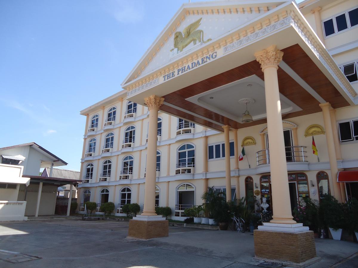 Phadaeng Hotel Ubon Ratchathani Bagian luar foto